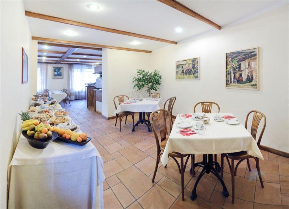 Antico Albergo Madonna Legnano Exterior photo